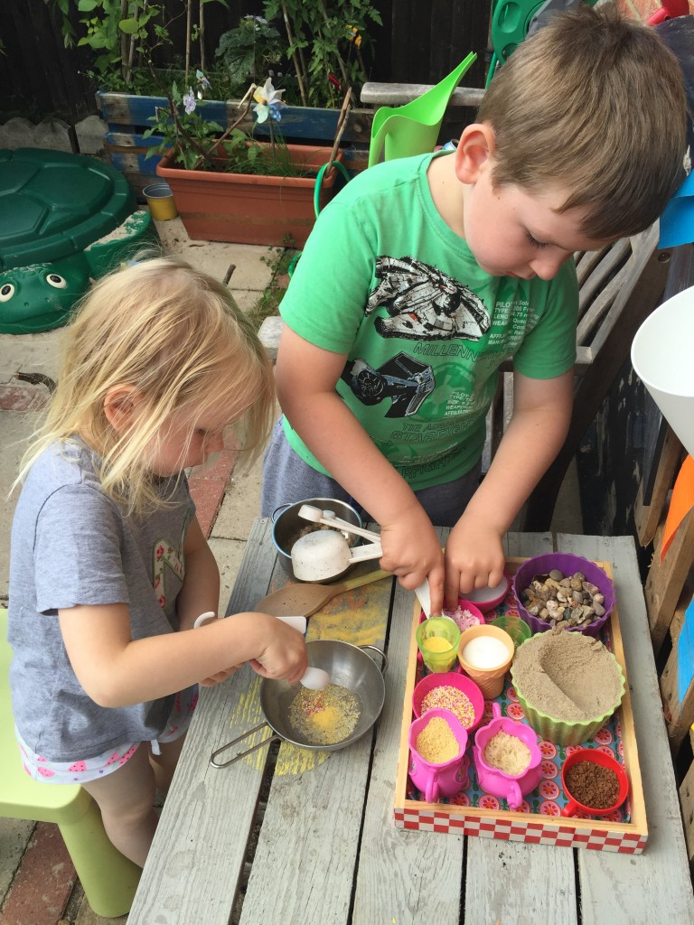 outdoor mud kitchen play